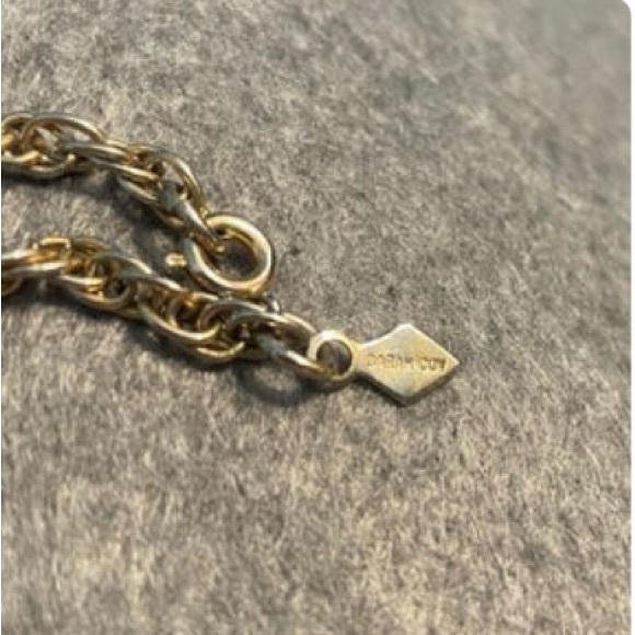 Sarah Coventry Lot of Brooch, Necklace w/Locket & Stunning Tree Brooch w/Pearls - Picture 6 of 10